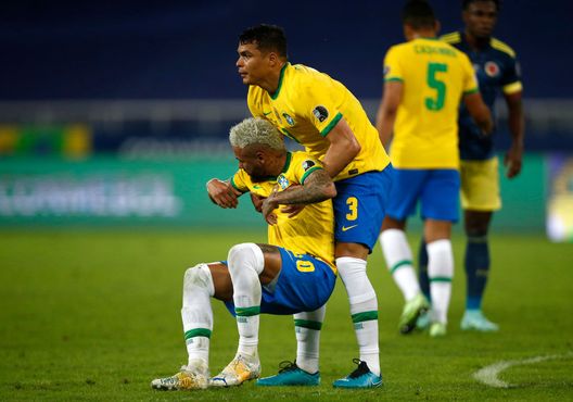 Thiago Silva Neymar (getty images) Thiago Silva Neymar (getty images)