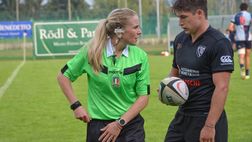 Rugby, Neville prima donna arbitro nella massima serie: “Complimenti al Petrarca, bella realtà”