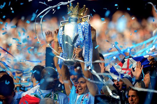 (Photo by Shaun Botterill/Getty Images) Il Kun pasionario da derby pro-City: “Ragazzi, in Premier tutti i giornalisti e tutte le tv tifano United!”- immagine 3