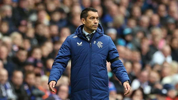 van Bronckhorst napoli-rangers