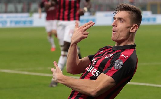 Krzysztof Piatek, attaccante Milan, esultanza Pistolero dopo gol