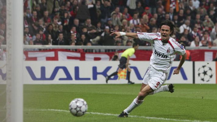 MUNICH, GERMANY - APRIL 11:  Filippo Inzaghi of Milan celebrates scoring the second goal during the UEFA Champions League Quarter Final second leg match between FC Bayern Munich and AC Milan at the Allianz-Arena on April 11, 2007 in Munich, Germany.  (Photo by Alexander Hassenstein/Bongarts/Getty Images)
