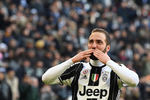 : Higuain non verrà riscattato dal Chelsea. : Higuain non verrà riscattato dal Chelsea.
