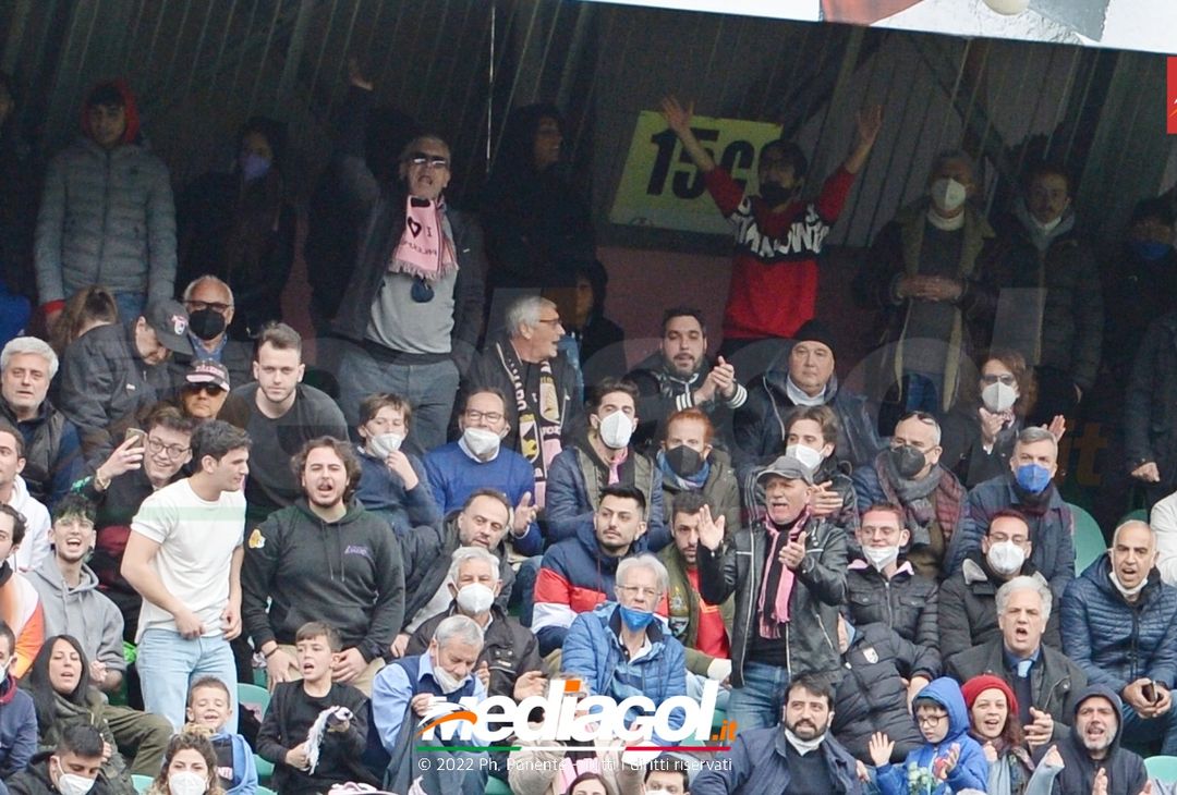 FOTO, i tifosi allo stadio per Palermo – Fidelis Andria 1-1 (Gallery) - immagine 4