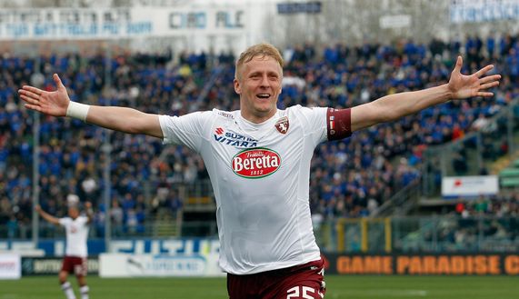 BERGAMO, ITALY - APRIL 04: Kamil Glik of Torino celebrates after scoring the second goal during the Serie A match between Atalanta BC and Torino FC at Stadio Atleti Azzurri d'Italia on April 4, 2015 in Bergamo, Italy. (Photo by Maurizio Lagana/Getty Images) BERGAMO, ITALY - APRIL 04: Kamil Glik of Torino celebrates after scoring the second goal during the Serie A match between Atalanta BC and Torino FC at Stadio Atleti Azzurri d'Italia on April 4, 2015 in Bergamo, Italy. (Photo by Maurizio Lagana/Getty Images)