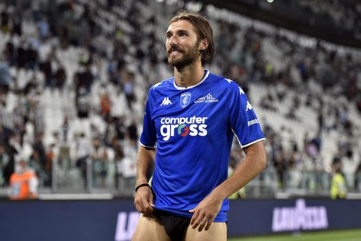 TURIN, ITALY - AUGUST 28: Leonardo Mancuso of Empoli FC celebrates his team's victory at the end of the Serie A match between Juventus and Empoli FC at Juventus Stadium on August 28, 2021 in Turin, Italy. (Photo by Giorgio Perottino/Getty Images) TURIN, ITALY - AUGUST 28: Leonardo Mancuso of Empoli FC celebrates his team's victory at the end of the Serie A match between Juventus and Empoli FC at Juventus Stadium on August 28, 2021 in Turin, Italy. (Photo by Giorgio Perottino/Getty Images)