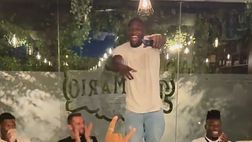 VIDEO / Inter, cena di squadra: secondo “rito di iniziazione” per Lukaku