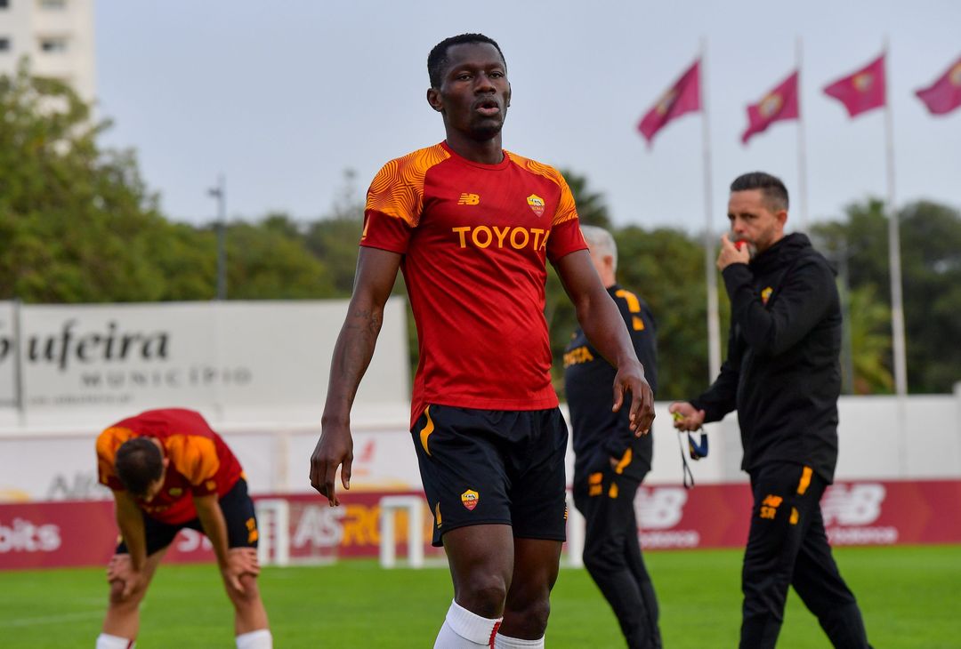 Roma, c’è Wijnaldum in gruppo. E torna anche Rui Patricio – FOTO GALLERY - immagine 68