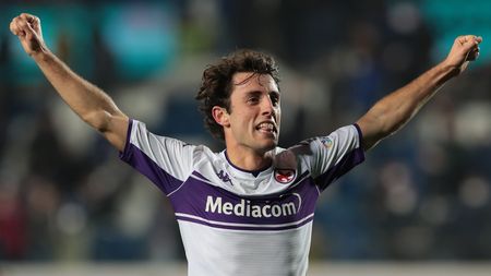 BERGAMO, ITALY - FEBRUARY 10: Alvaro Odriozola of ACF Fiorentina celebrates during the Coppa Italia match between Atalanta BC and ACF Fiorentina at Gewiss Stadium on February 10, 2022 in Bergamo, Italy. (Photo by Emilio Andreoli/Getty Images) BERGAMO, ITALY - FEBRUARY 10: Alvaro Odriozola of ACF Fiorentina celebrates during the Coppa Italia match between Atalanta BC and ACF Fiorentina at Gewiss Stadium on February 10, 2022 in Bergamo, Italy. (Photo by Emilio Andreoli/Getty Images)