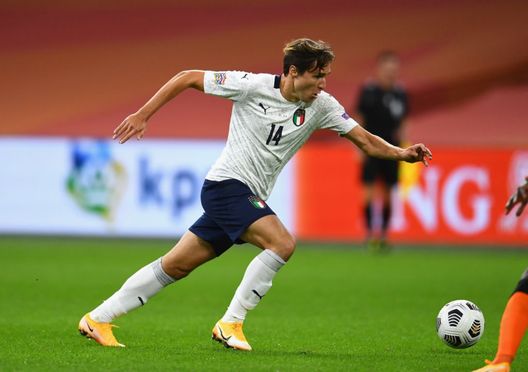  Federico Chiesa, attaccante della Fiorentina, qui con la maglia dell'Italia (credits: GETTY Images) 