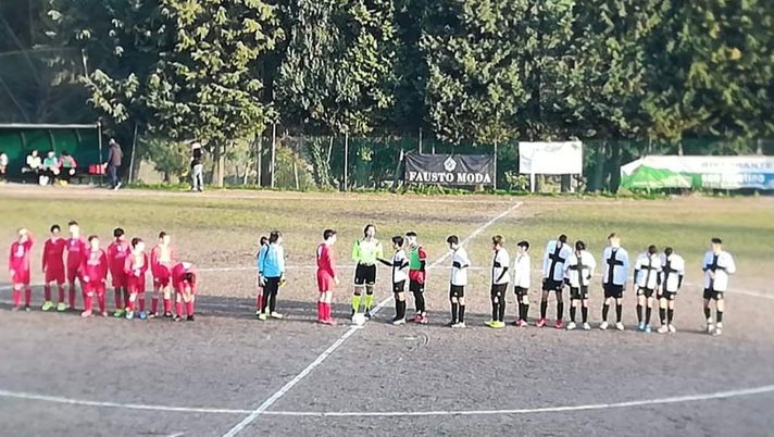 Arbitro minacciato da un suo compagno di scuola dopo l'espulsione... 