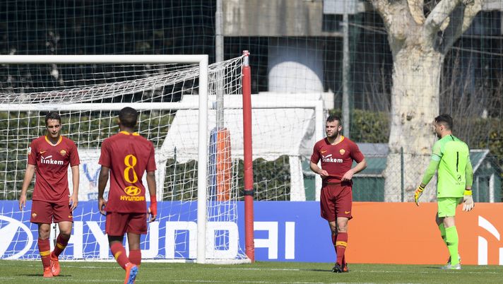 Foto Fabio Rossi/AS Roma/LaPresse
02/03/2019 Roma (Italia)
Sport Calcio
Roma-Atalanta
Campionato Primavera 1 - Stadio Tre Fontane di Roma
Nella foto: i calciatori dell AS Roma delusi
Photo Fabio Rossi/AS Roma/LaPresse
02/03/2019 Rome (Italy)
Sport Soccer
Roma-Atalanta
Campionato Primavera 1 - Tre Fontane Stadium of Rome
In the pic: AS Roma players disapointed Foto Fabio Rossi/AS Roma/LaPresse
02/03/2019 Roma (Italia)
Sport Calcio
Roma-Atalanta
Campionato Primavera 1 - Stadio Tre Fontane di Roma
Nella foto: i calciatori dell AS Roma delusi
Photo Fabio Rossi/AS Roma/LaPresse
02/03/2019 Rome (Italy)
Sport Soccer
Roma-Atalanta
Campionato Primavera 1 - Tre Fontane Stadium of Rome
In the pic: AS Roma players disapointed