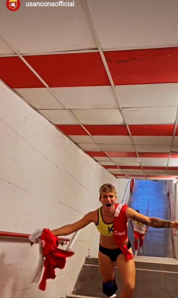 L’Ancona vince il derby al 94esimo, Fermana arrabbiata- immagine 2