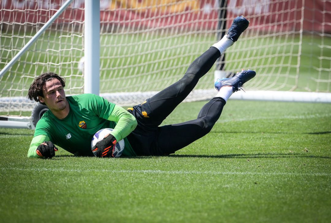 Seduta mattutina per la Roma a Trigoria – FOTO GALLERY - immagine 16