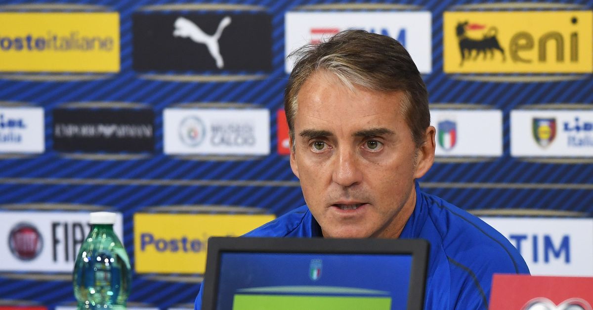 Italia, Mancini: “Eliminazione dal Mondiale pesa ancora. L’ipotesi ripescaggio…” Italia, Mancini: “Eliminazione dal Mondiale pesa ancora. L’ipotesi ripescaggio…”