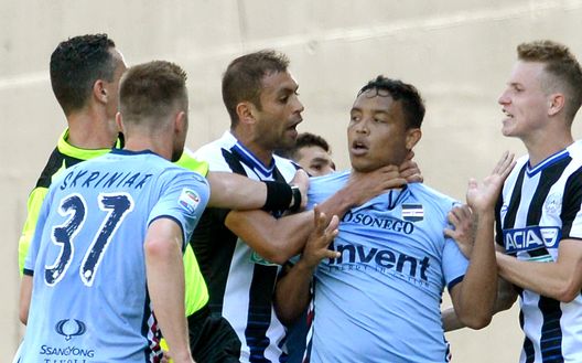 UDINE, ITALY - MAY 21: Brawl between Danilo Larangeira of Udinese Calcio and Luis Fernando Muriel of UC Sampdoria after the muriel's goal during the Serie A match between Udinese Calcio and UC Sampdoria at Stadio Friuli on May 21, 2017 in Udine, Italy. (Photo by Dino Panato/Getty Images) UDINE, ITALY - MAY 21: Brawl between Danilo Larangeira of Udinese Calcio and Luis Fernando Muriel of UC Sampdoria after the muriel's goal during the Serie A match between Udinese Calcio and UC Sampdoria at Stadio Friuli on May 21, 2017 in Udine, Italy. (Photo by Dino Panato/Getty Images)