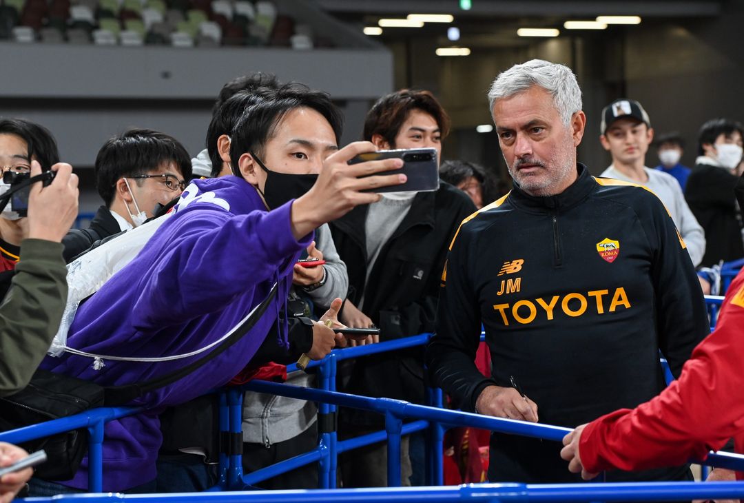 Roma, l’allenamento al National Stadium di Tokyo – FOTO GALLERY - immagine 11