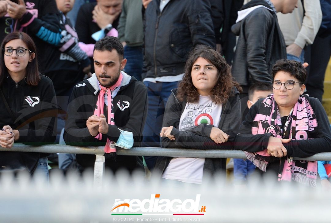FOTO, i tifosi allo stadio per Palermo – Potenza 2-0 (Gallery) - immagine 71
