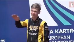VIDEO / Scandalo nel kart: russo che corre con la bandiera italiana fa il saluto romano