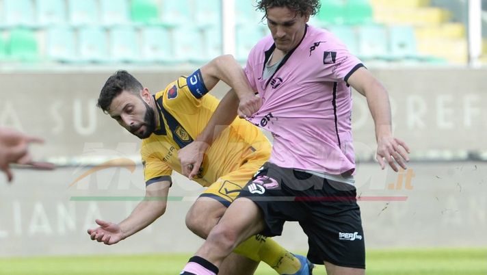 Palermo-Juve Stabia 2-4: Luperini non basta, tonfo rosanero al &#8220;Barbera&#8221;! Solite ingenuità difensive, la squadra di Filippi crolla nella ripresa 