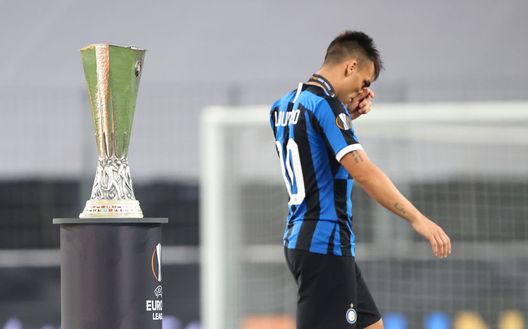 COLOGNE, GERMANY - AUGUST 21: Lautaro Martinez of Inter Milan walks past the UEFA Europa League Trophy after the UEFA Europa League Final between Seville and FC Internazionale at RheinEnergieStadion on August 21, 2020 in Cologne, Germany. (Photo by Wolfgang Rattay/Pool via Getty Images) COLOGNE, GERMANY - AUGUST 21: Lautaro Martinez of Inter Milan walks past the UEFA Europa League Trophy after the UEFA Europa League Final between Seville and FC Internazionale at RheinEnergieStadion on August 21, 2020 in Cologne, Germany. (Photo by Wolfgang Rattay/Pool via Getty Images)