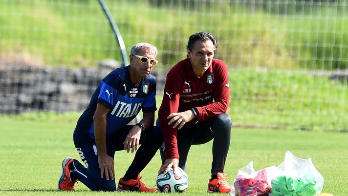 RIO DE JANEIRO, BRAZIL - JUNE 16: Medical doctor Enrico Castellacci and Italy head coach Cesare Prandelli (R) look on during a training session on June 16, 2014 in Rio de Janeiro, Brazil. (Photo by Claudio Villa/Getty Images) RIO DE JANEIRO, BRAZIL - JUNE 16: Medical doctor Enrico Castellacci and Italy head coach Cesare Prandelli (R) look on during a training session on June 16, 2014 in Rio de Janeiro, Brazil. (Photo by Claudio Villa/Getty Images)