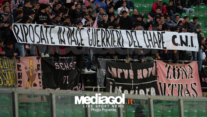 Striscione tifosi Palermo  Striscione tifosi Palermo