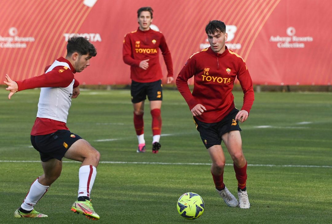 Roma, ripresa in vista dell’Empoli: ok Dybala e Wijnaldum – FOTO GALLERY - immagine 28