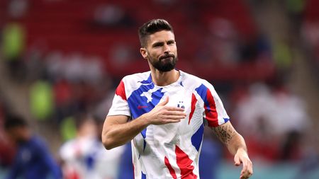 Francia, Djorkaeff: "Giroud inarrestabile, è lui che fa la differenza" (getty images) Francia, Djorkaeff: 'Giroud inarrestabile, è lui che fa la differenza' (getty images)