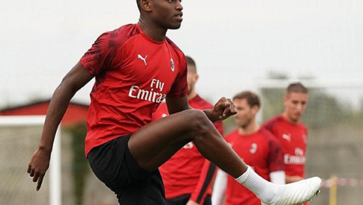 Rafael Leao, attaccante del Milan, in allenamento a Milanello (credits: acmilan.com) Rafael Leao, attaccante del Milan, in allenamento a Milanello (credits: acmilan.com)