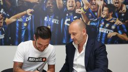 VIDEO / Dalle visite mediche alla firma in sede con Ausilio: Politano si prende l’Inter