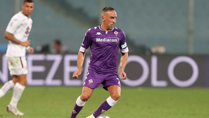 FLORENCE, ITALY - SEPTEMBER 19: Franck Ribery of ACF Fiorentina in action during the Serie A match between ACF Fiorentina and Torino FC at Stadio Artemio Franchi on September 19, 2020 in Florence, Italy.  (Photo by Gabriele Maltinti/Getty Images) 