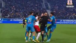 VIDEO Zenit-Spartak Mosca, rissa shock! Calci, pugni e sei espulsi