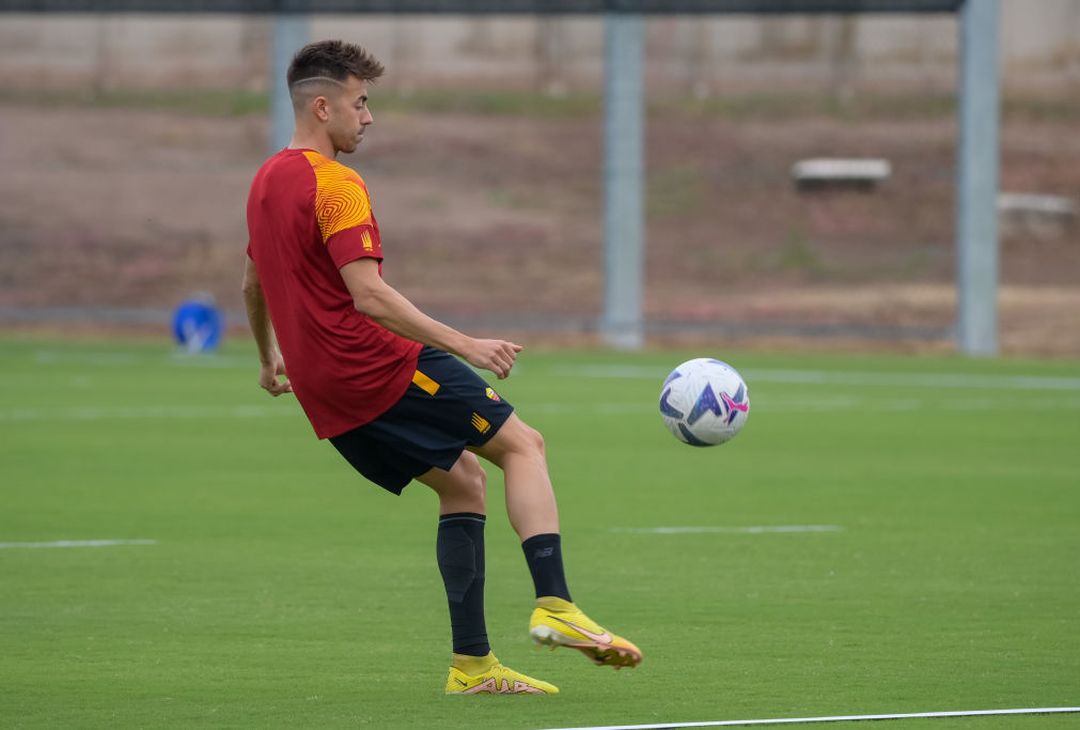 La Roma torna ad allenarsi a Trigoria dopo il match con il Betis – FOTO GALLERY - immagine 9