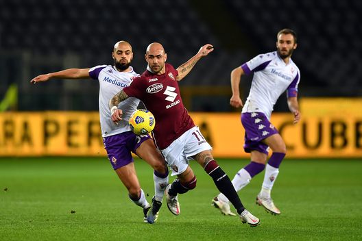 TURIN, ITALY - JANUARY 29: Sofyan Amrabat of Fiorentina tackles Simone Zaza of Torino during the Serie A match between Torino FC and ACF Fiorentina at Stadio Olimpico di Torino on January 29, 2021 in Turin, Italy. (Photo by Valerio Pennicino/Getty Images) TURIN, ITALY - JANUARY 29: Sofyan Amrabat of Fiorentina tackles Simone Zaza of Torino during the Serie A match between Torino FC and ACF Fiorentina at Stadio Olimpico di Torino on January 29, 2021 in Turin, Italy. (Photo by Valerio Pennicino/Getty Images)