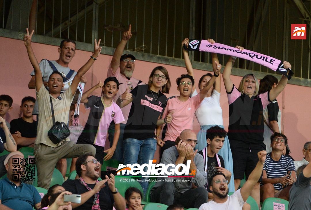 FOTOTIFO, Palermo-Perugia 2-0: i tifosi allo stadio Renzo Barbera (Gallery) - immagine 40