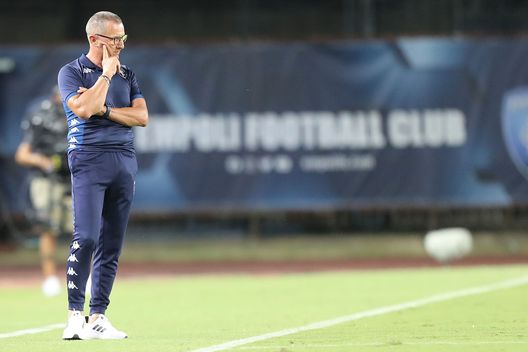 EMPOLI, ITALY - AUGUST 21: Aurelio Andreazzoli manager of Empoli FC looks on during the Serie A match between Empoli FC v SS Lazio at Stadio Carlo Castellani on August 21, 2021 in Empoli, Italy. (Photo by Gabriele Maltinti/Getty Images) EMPOLI, ITALY - AUGUST 21: Aurelio Andreazzoli manager of Empoli FC looks on during the Serie A match between Empoli FC v SS Lazio at Stadio Carlo Castellani on August 21, 2021 in Empoli, Italy. (Photo by Gabriele Maltinti/Getty Images)
