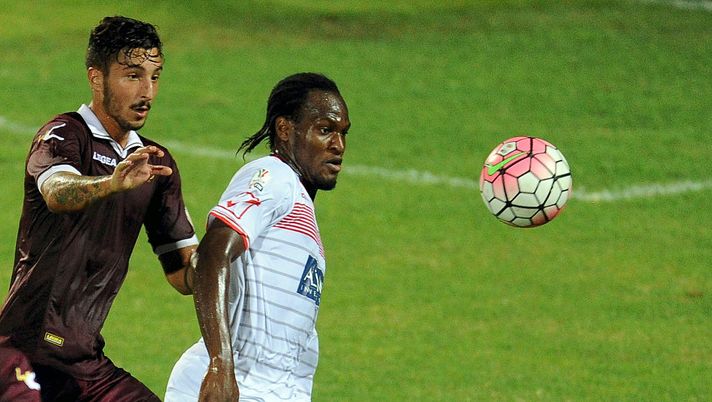 Calciomercato Lecce, si cambia obiettivo per l’attacco: tutto sullo svincolato Mbakogu  Calciomercato Lecce, si cambia obiettivo per l’attacco: tutto sullo svincolato Mbakogu