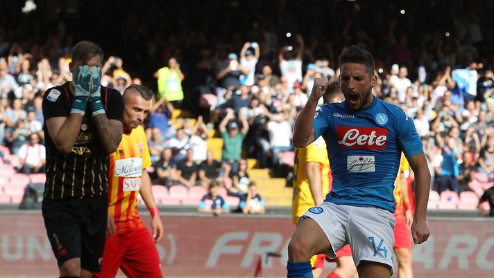 NAPLES, ITALY - SEPTEMBER 17: Player of SSC Napoli Dries Mertens celebrates after scoring the 6-0 goal, beside the disappointment of the players of Benevento Calcio during the Serie A match between SSC Napoli and Benevento Calcio at Stadio San Paolo on September 17, 2017 in Naples, Italy. (Photo by Francesco Pecoraro/Getty Images) NAPLES, ITALY - SEPTEMBER 17: Player of SSC Napoli Dries Mertens celebrates after scoring the 6-0 goal, beside the disappointment of the players of Benevento Calcio during the Serie A match between SSC Napoli and Benevento Calcio at Stadio San Paolo on September 17, 2017 in Naples, Italy. (Photo by Francesco Pecoraro/Getty Images)