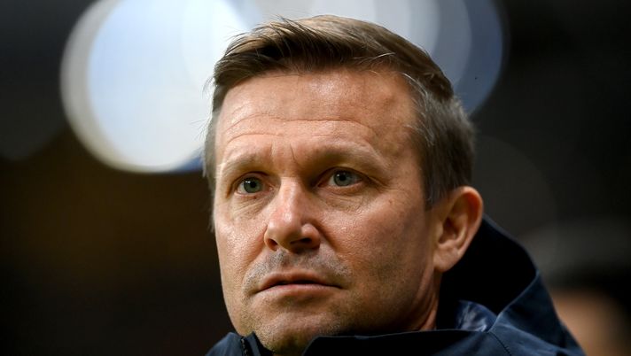 FRANKFURT AM MAIN, GERMANY - FEBRUARY 20: Jesse Marsch, Manager of RB Salzburg looks on prior to the UEFA Europa League round of 32 first leg match between Eintracht Frankfurt and RB Salzburg at Commerzbank Arena on February 20, 2020 in Frankfurt am Main, Germany. (Photo by Matthias Hangst/Bongarts/Getty Images) FRANKFURT AM MAIN, GERMANY - FEBRUARY 20: Jesse Marsch, Manager of RB Salzburg looks on prior to the UEFA Europa League round of 32 first leg match between Eintracht Frankfurt and RB Salzburg at Commerzbank Arena on February 20, 2020 in Frankfurt am Main, Germany. (Photo by Matthias Hangst/Bongarts/Getty Images)