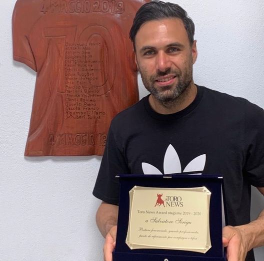 Salvatore Sirigu premiato con il Toro News Award 2019/2020 Sanabria vince il Toro News Award 2022/2023: la premiazione dopo Torino-Inter- immagine 5