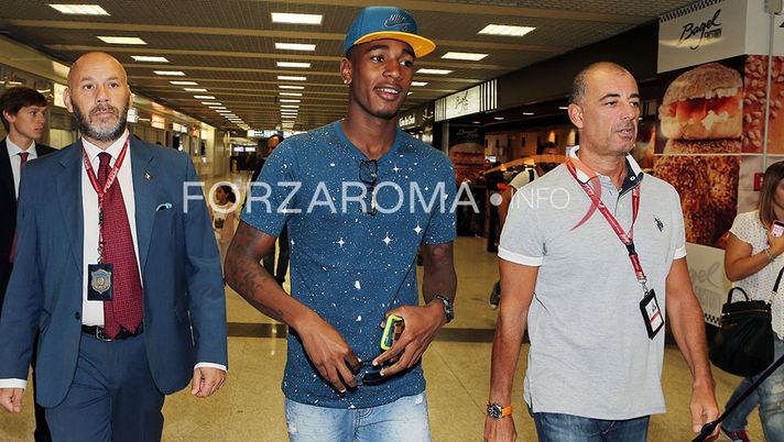 Gerson e la «10». Incontro con Totti: «Nessun problema» Gerson e la «10». Incontro con Totti: «Nessun problema» - immagine 1