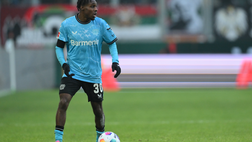 Inter, Frimpong esalta Dumfries: “È uno dei migliori esterni destri al mondo”
