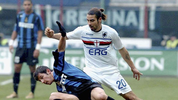 MILAN, ITALY - JANUARY 9: Belozoglu Emre of Inter Milan clashes with Fausto Rossini of Sampdoria during the Serie A match between Sampdoria and Inter Milan at the Giuseppe Meazza (San Siro) stadium on January 9, 2005 in Milan, Italy. (Photo by Newpress/Getty Images) Bologna, ti ricordi Rossini? “Ora vendo cosmetici”- immagine 1