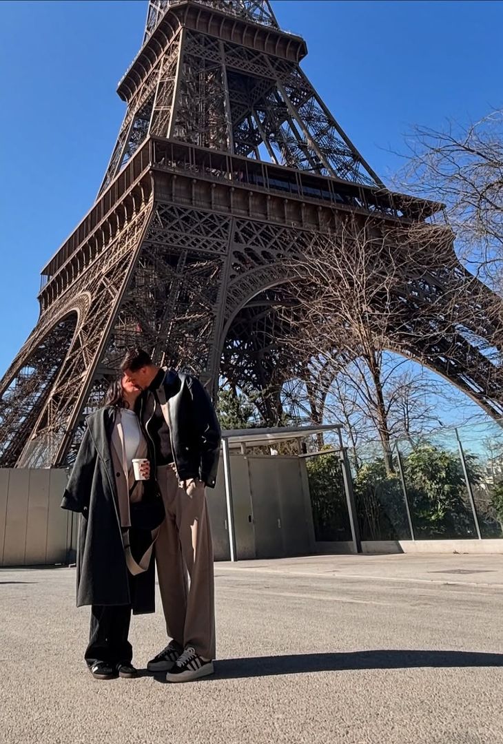 GALLERY Rafa Marin, relax durante la sosta: viaggio a Parigi con la compagna - immagine 3