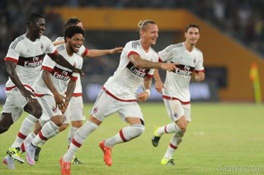 Philippe Mexes (fonte foto: facebook.com/ACMilan) Philippe Mexes (fonte foto: facebook.com/ACMilan)