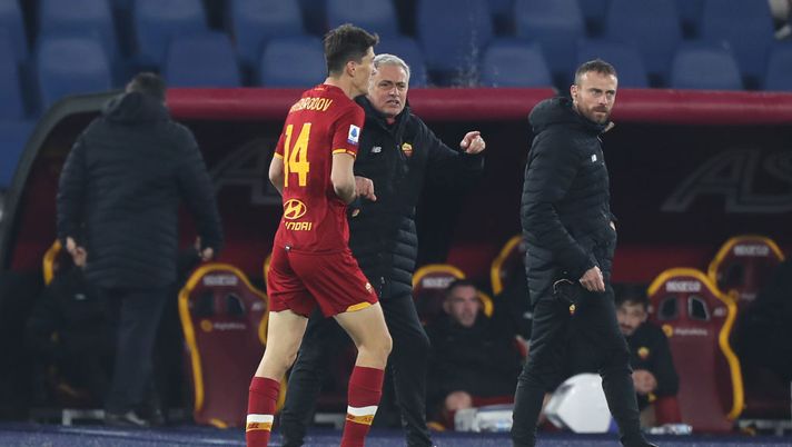 Getty Images) Roma, Mou ha ragione. Da Shomurodov a Perez: la media-gol è imbarazzante - immagine 1