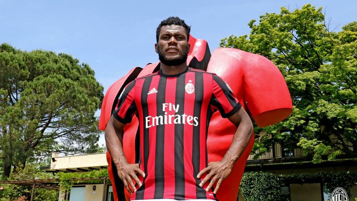 Franck Kessie, nuovo centrocampista del Milan (credits: acmilan.com) Franck Kessie Milan