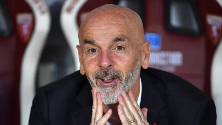 TURIN, ITALY - MAY 12: Stefano Pioli, Head Coach of A.C. Milan looks on ahead of during the Serie A match between Torino FC  and AC Milan at Stadio Olimpico di Torino on May 12, 2021 in Turin, Italy. Sporting stadiums around Italy remain under strict restrictions due to the Coronavirus Pandemic as Government social distancing laws prohibit fans inside venues resulting in games being played behind closed doors. (Photo by Valerio Pennicino/Getty Images)