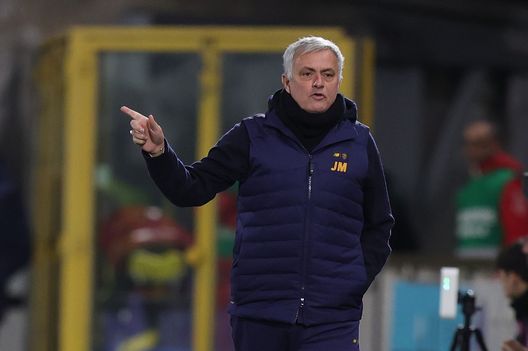 Dall’Inghilterra- Mourinho non è soddisfatto della sua Roma: i dettagli- immagine 2